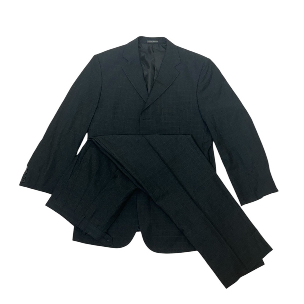 Used Giorgio Armani Le Collezioni 52/XXL Suit from 2001 Dark Navy/Blue/Red